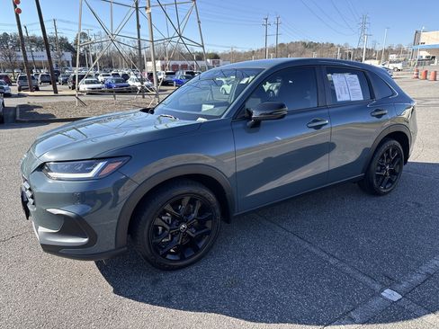 Certified 2024 Honda HR-V Sport image 5