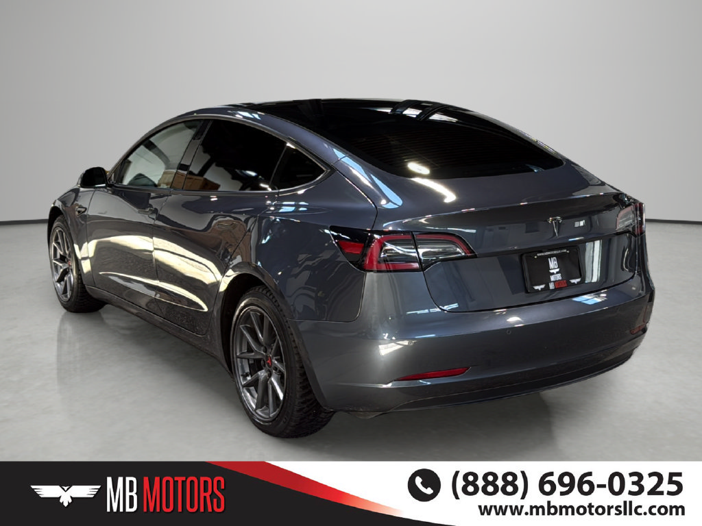 Used 2022 Tesla Model 3 RWD image 3