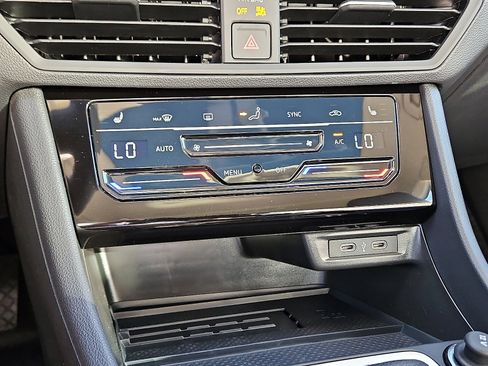 New 2026 Volkswagen Jetta SE image 14