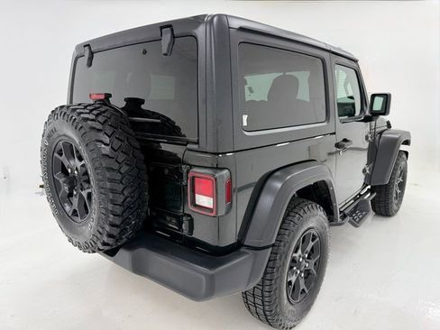 Used 2022 Jeep Wrangler Willys image 40