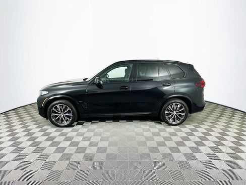 Used 2025 BMW X5 M60i image 5