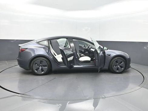 Used 2023 Tesla Model 3 Standard Range RWD image 32