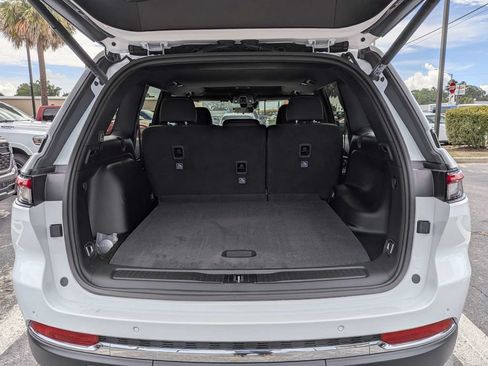 New 2026 Jeep Grand Cherokee Laredo X RWD image 13