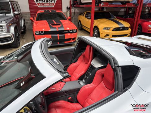 Used 2024 Chevrolet Corvette Stingray Coupe w/ Z51 Performance Package image 40