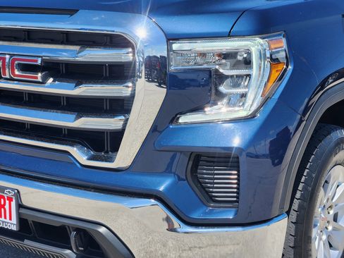 Used 2022 GMC Sierra 1500 SLE AWD/4WD image 8