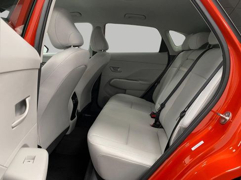 Certified 2024 Hyundai Kona SEL AWD/4WD image 28