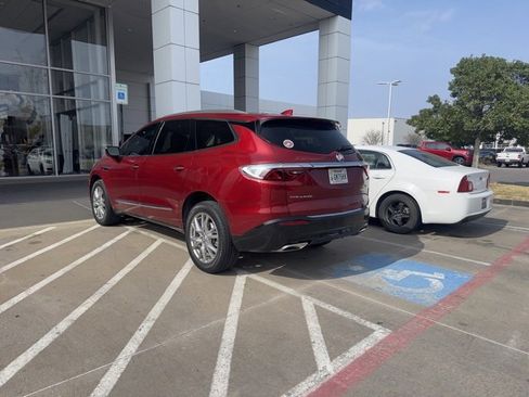 Used 2023 Buick Enclave Essence w/ Experience Buick Package image 3