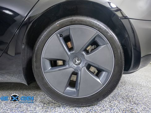 Used 2023 Tesla Model 3 Long Range AWD/4WD image 44