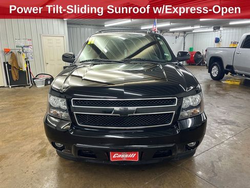 Used 2011 Chevrolet Avalanche LT w/ Luxury Package image 9