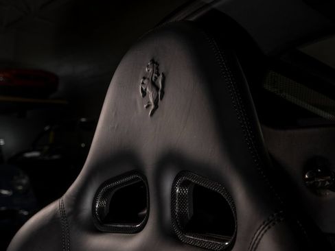 Used 2003 Ferrari Enzo RWD image 74
