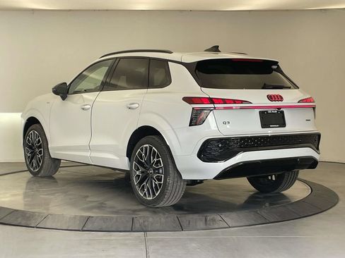 New 2026 Audi Q3 quattro 2.0T AWD/4WD image 3