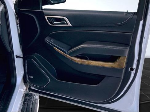 Used 2017 GMC Yukon Denali image 27