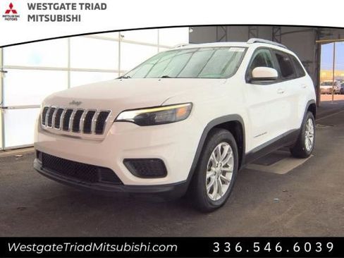 Used 2020 Jeep Cherokee Latitude image 2