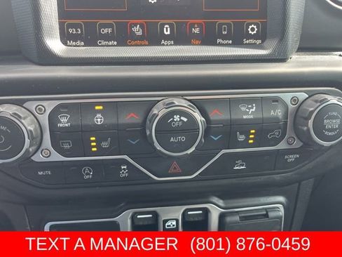 Used 2023 Jeep Gladiator Sport AWD/4WD image 22