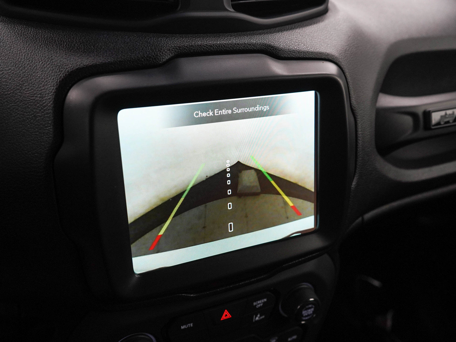 Used 2021 Jeep Renegade Latitude AWD/4WD image 21