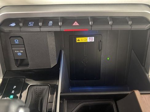 Used 2023 Toyota Tundra Capstone image 16