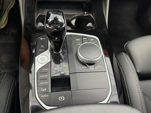 Used 2025 BMW X4 xDrive30i AWD/4WD image 52