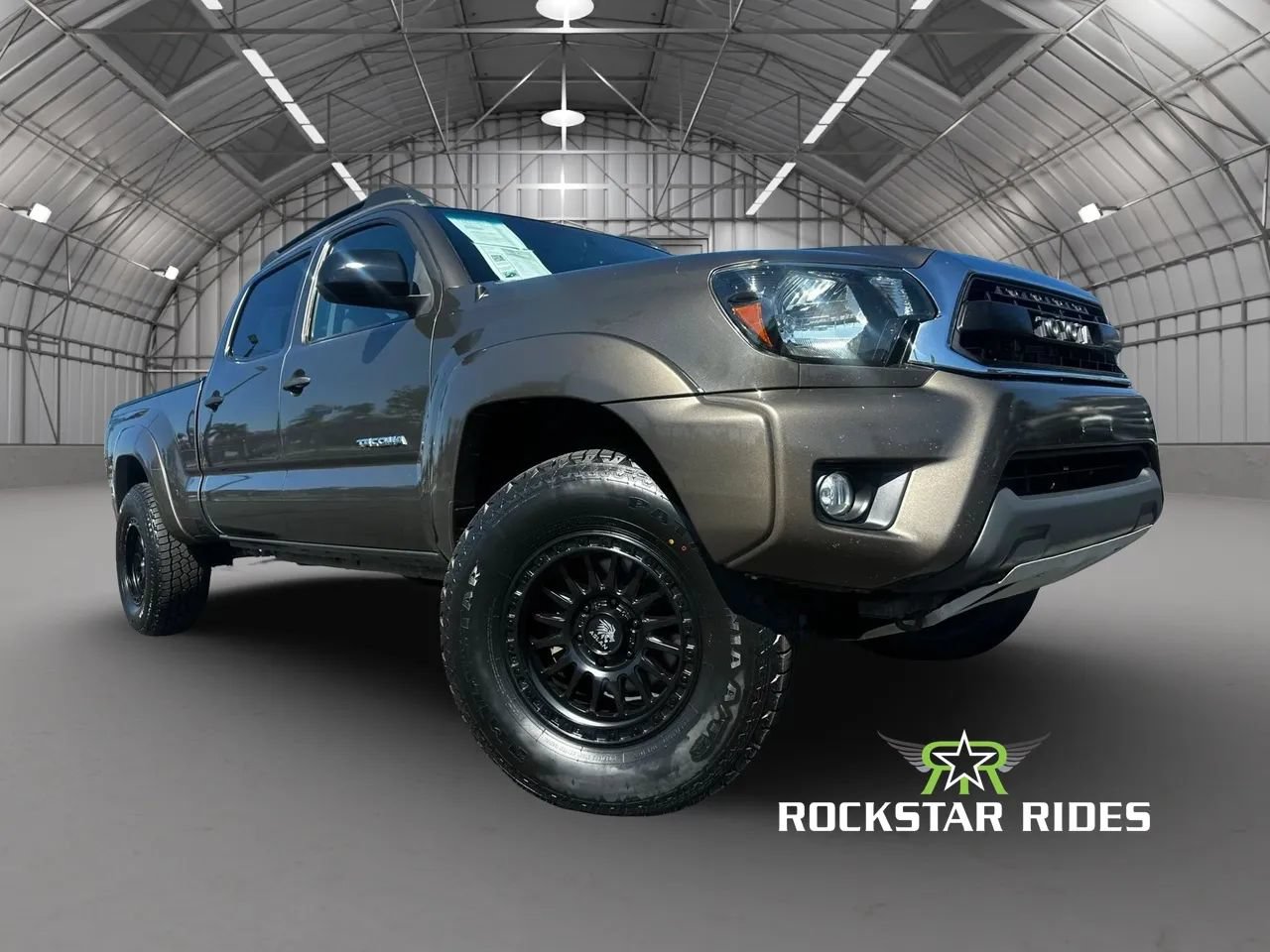 Used 2012 Toyota Tacoma 4x4 Double Cab w/ SR5 Pkg image 3