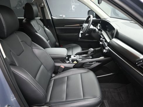 New 2025 Kia Telluride LX FWD image 38