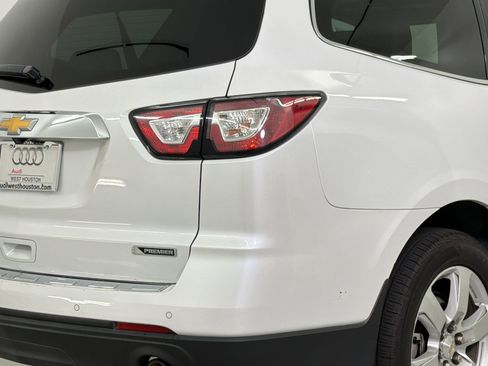 Used 2017 Chevrolet Traverse Premier image 12