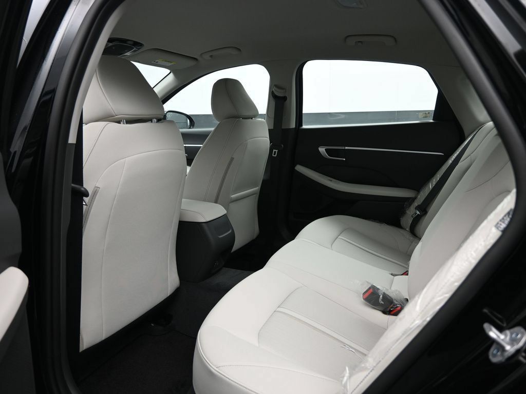 New 2026 Hyundai Sonata SEL AWD/4WD image 25