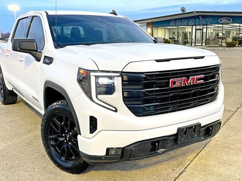 Used 2025 GMC Sierra 1500 Elevation w/ Preferred Package image 12