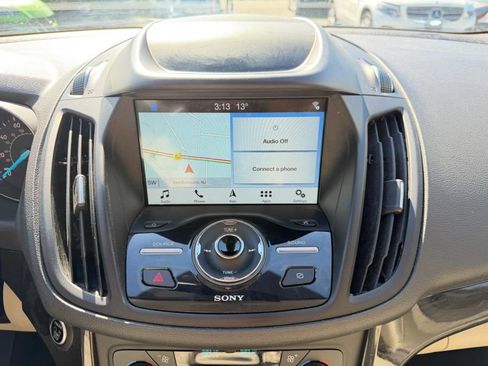 Used 2019 Ford Escape Titanium w/ U9j03 - Titanium Tow Package image 21