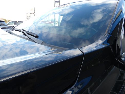 Used 2023 GMC Yukon XL Denali Ultimate image 7