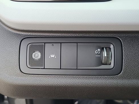 New 2027 Chevrolet Bolt LT FWD image 19