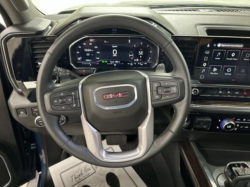 Certified 2025 GMC Sierra 1500 Elevation AWD/4WD image 4