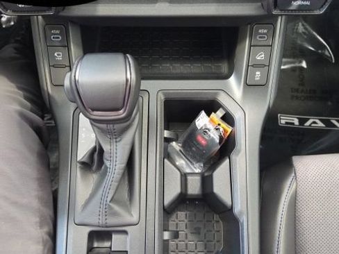 Used 2026 Toyota RAV4 XSE AWD/4WD image 25