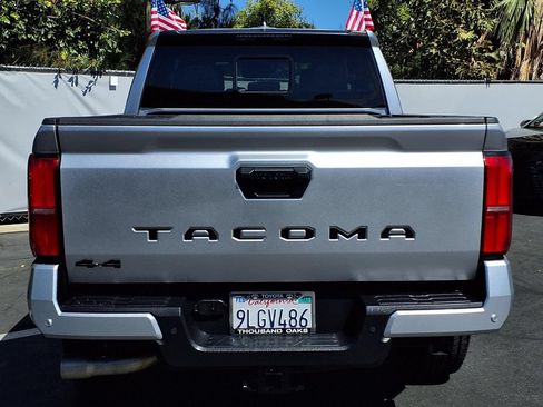 Certified 2024 Toyota Tacoma SR5 AWD/4WD image 7