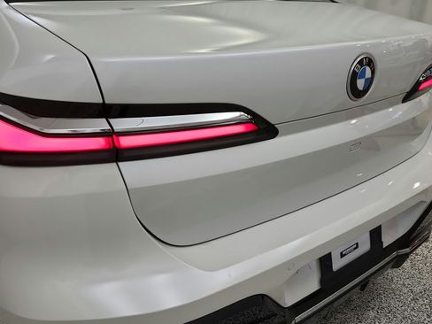 Used 2023 BMW 740i RWD image 30