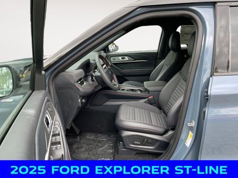New 2025 Ford Explorer ST-Line w/ Premium Package image 9