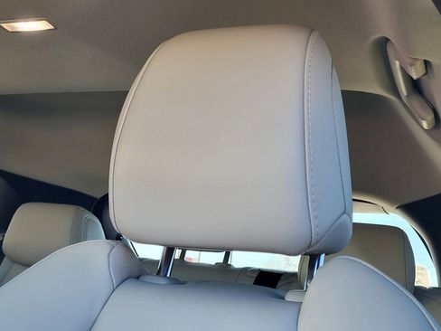 Used 2025 MAZDA CX-30 AWD 2.5 S w/ Preferred Package image 13