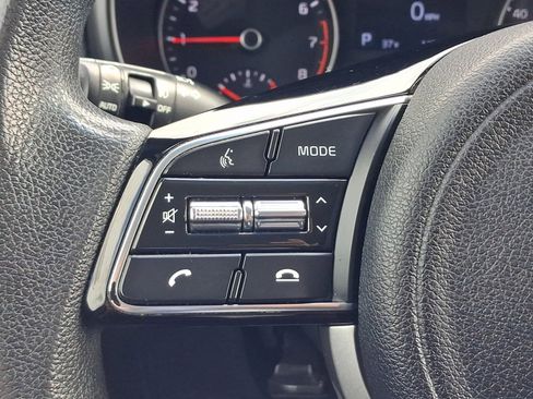 Used 2020 Kia Sportage LX image 25
