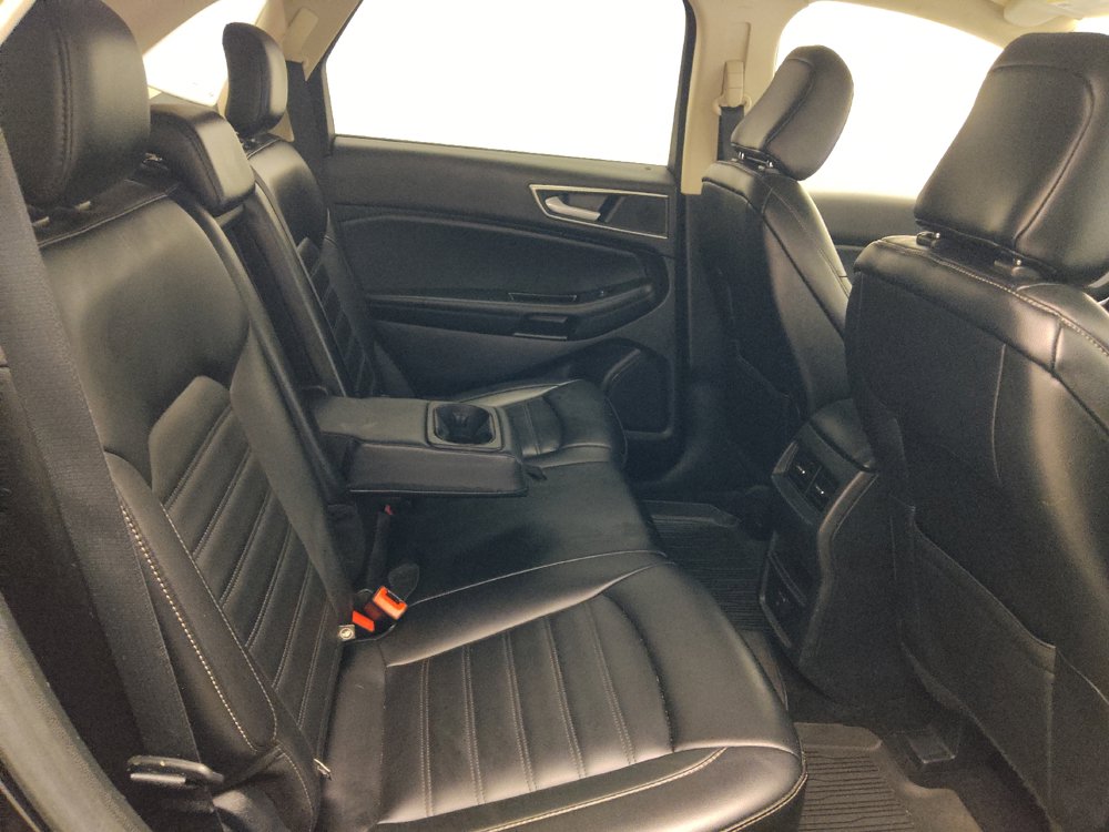 Used 2020 Ford Edge SEL FWD image 19