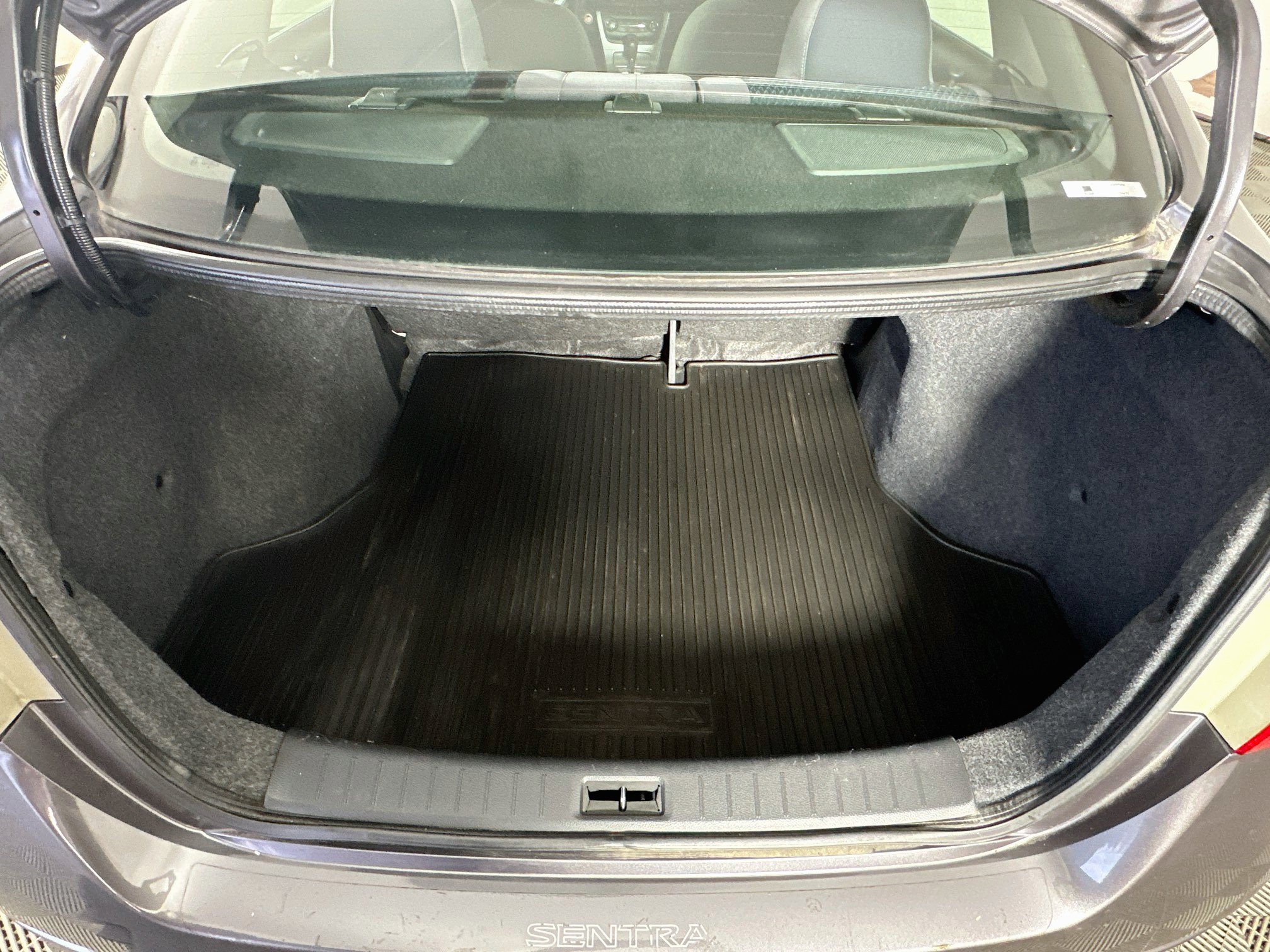 Used 2015 Nissan Sentra SR w/ Protection Package FWD image 27