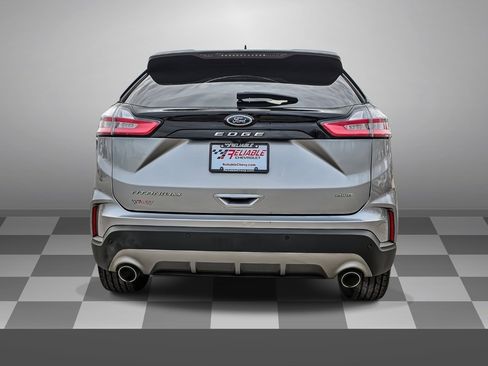 Used 2024 Ford Edge Titanium image 5