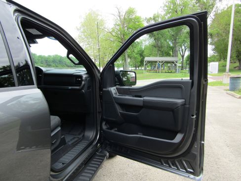 New 2026 Ford F150 XLT w/ Equipment Group 302A MID AWD/4WD image 19