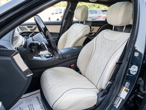 Used 2018 Mercedes-Benz Maybach S 560 4MATIC image 17