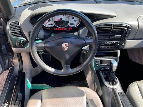 Used 2002 Porsche Boxster S image 5
