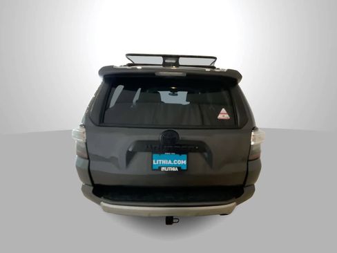 Used 2019 Toyota 4Runner TRD Off-Road Premium image 7