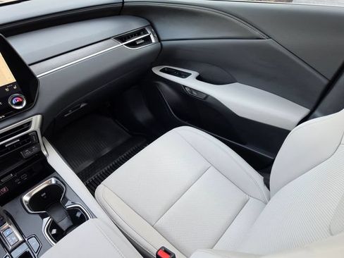 Used 2024 Lexus RX 350h w/ Accessory Package (Z1) AWD/4WD image 37