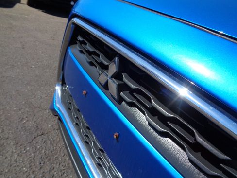 Used 2015 Mitsubishi Outlander Sport ES image 9