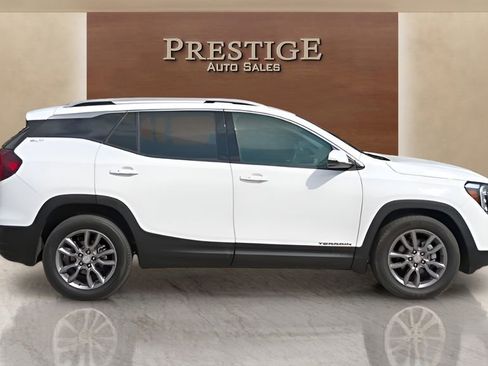 Used 2023 GMC Terrain SLT FWD image 22