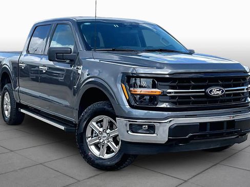 Used 2025 Ford F150 XLT w/ Equipment Group 301A Standard AWD/4WD image 3