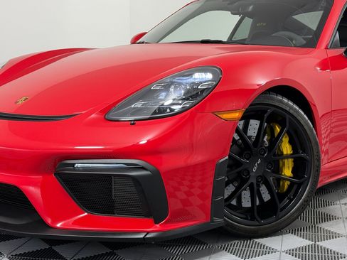 Certified 2022 Porsche 718 Cayman GT4 image 11