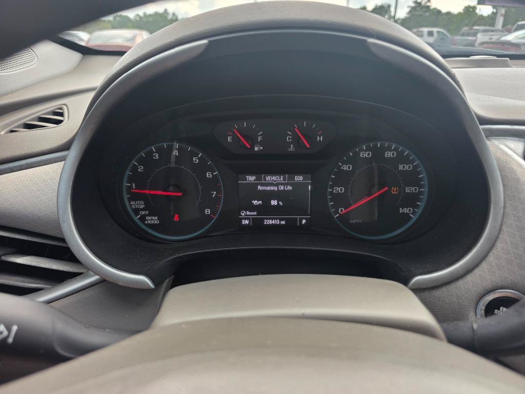 Used 2018 Chevrolet Malibu LS FWD image 14