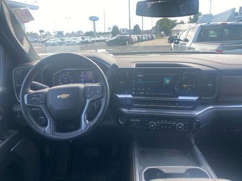 Used 2024 Chevrolet Silverado 3500 High Country AWD/4WD image 14
